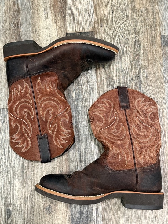 Ariat Other - Ariat Men’s Heritage Roper Western Boots size 9.5 Wide